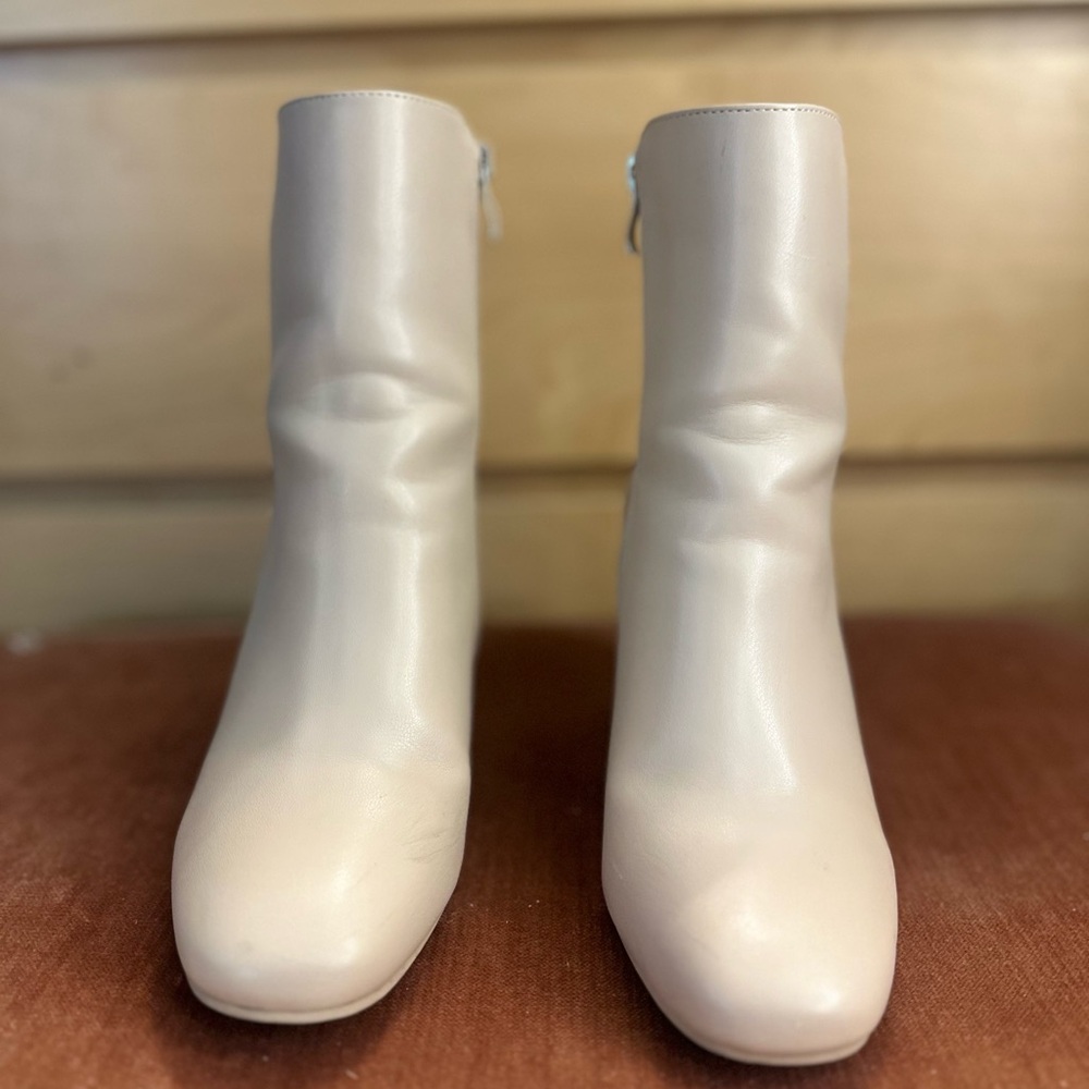 LIKE NEW Forever 21 Cream Block Heel Booties - Picture 5 of 7
